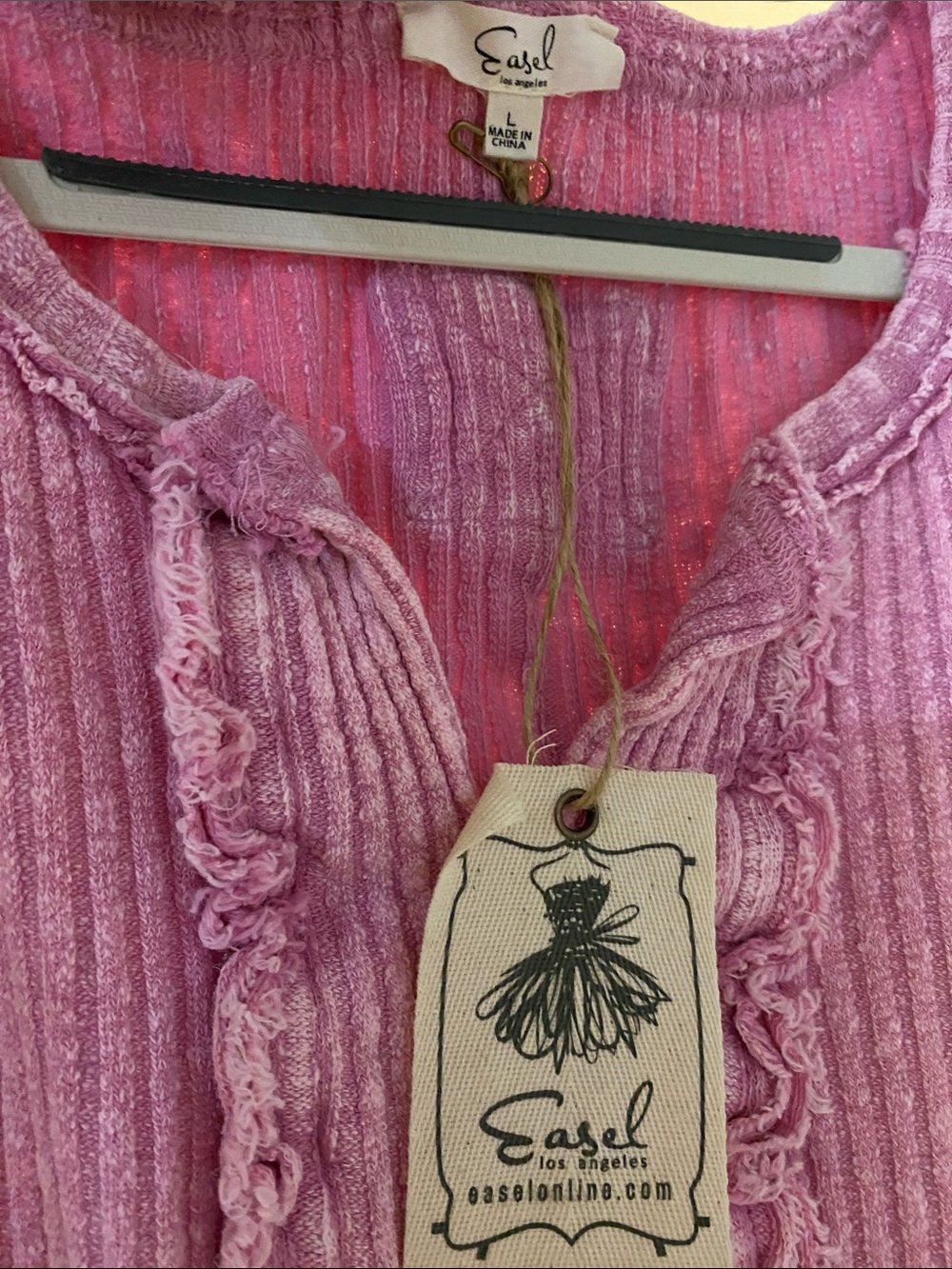 Easel Pink Ruffled Ribbed Short Sleeve V-Neck Raw Hems-Stretchy!! - Picture 2 of 4